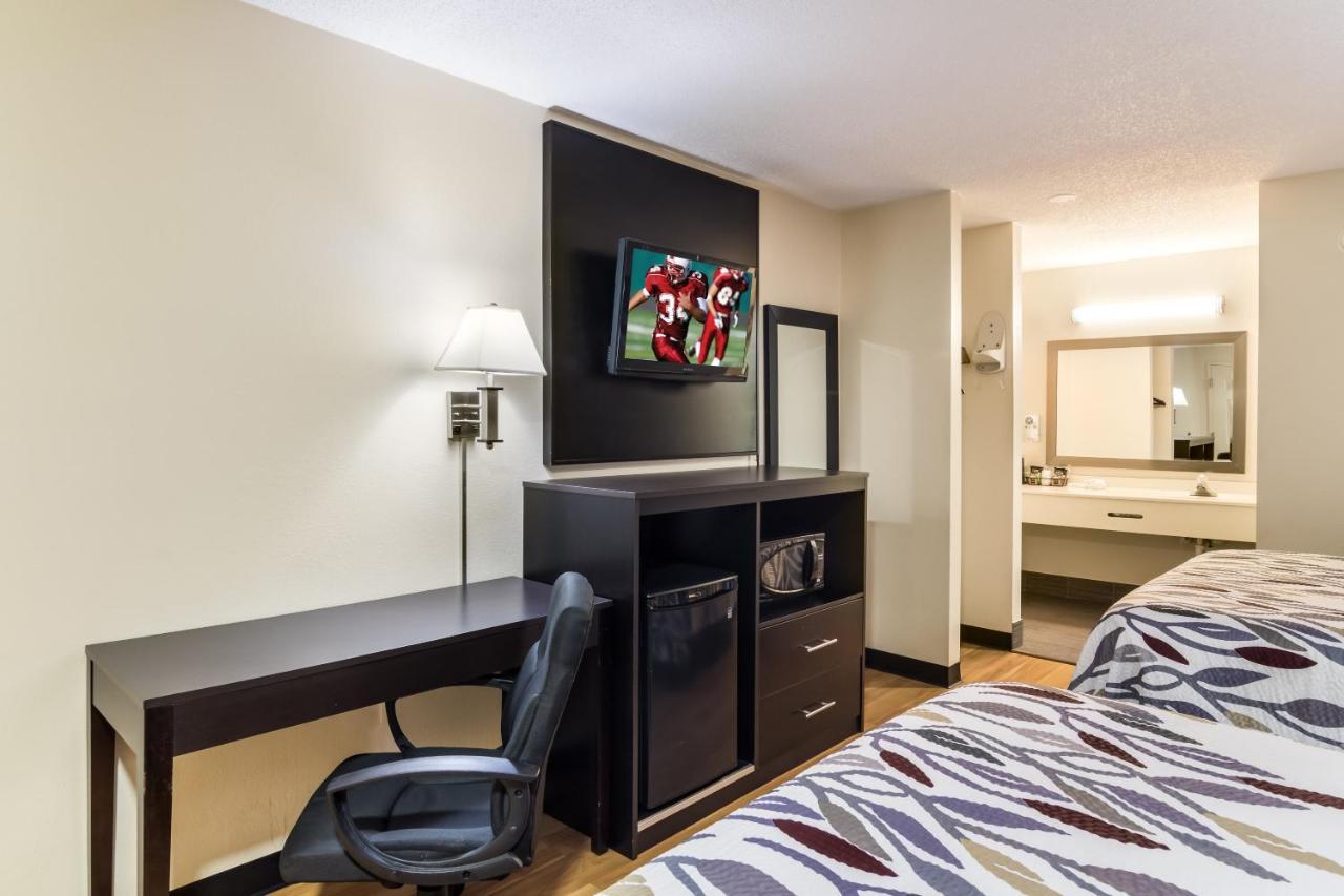 Red Roof Inn Atlanta - Kennesaw State University Bagian luar foto